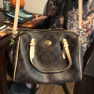 Cross Body Coach Purse